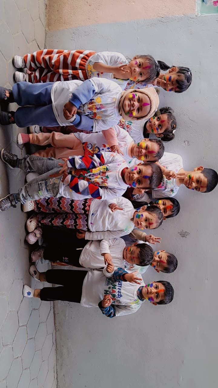 A school celebration with Chunamuna children